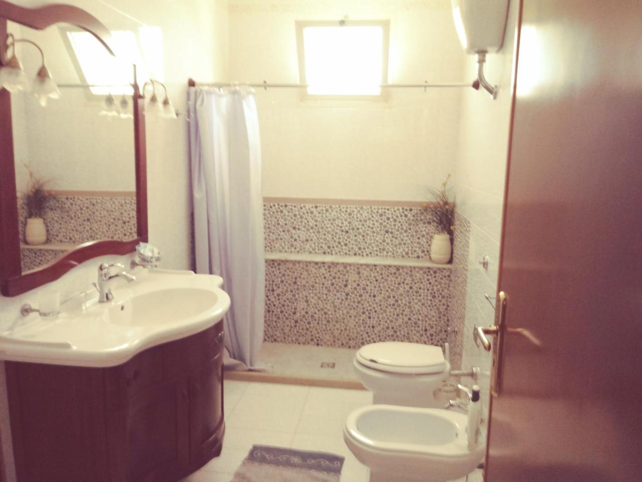 B&B Coste Del Salento San Pietro Vernotico Eksteriør billede